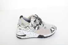 Load image into Gallery viewer, SANTA BARBARA SPORTS