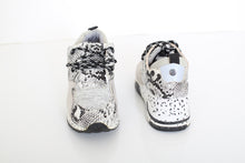 Load image into Gallery viewer, SANTA BARBARA SPORTS