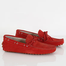 Load image into Gallery viewer, Pallenera Suede Moccasin