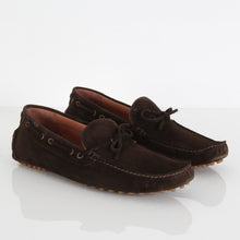 Load image into Gallery viewer, Pallenera Suede Moccasin