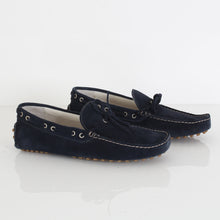 Load image into Gallery viewer, Pallenera Suede Moccasin