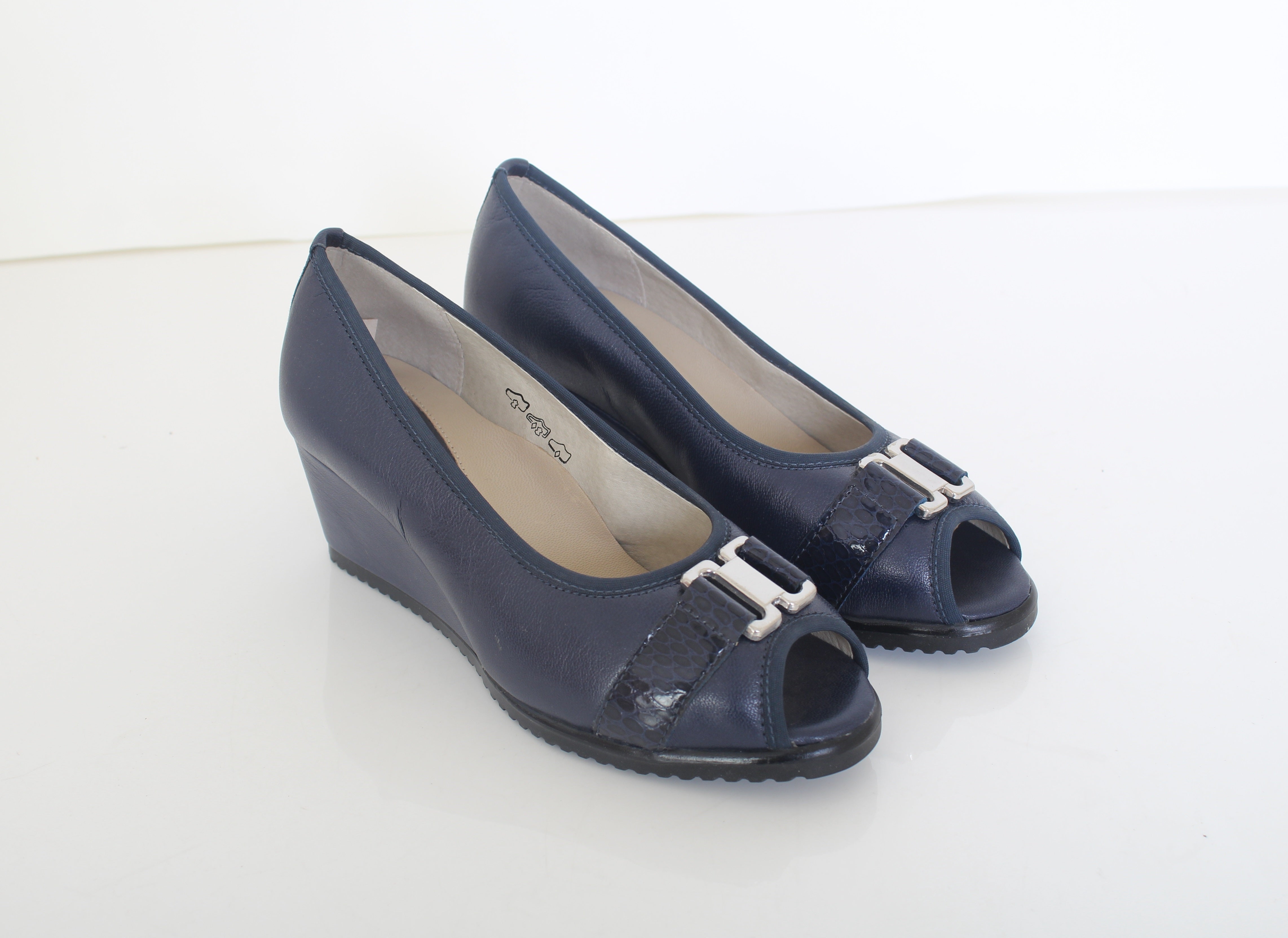 Lark and finch hot sale shoes price