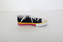 Load image into Gallery viewer, CONVERSE - SNEAKERS
