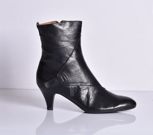 Staccato Women Mid Boots