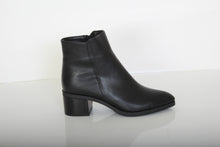 Load image into Gallery viewer, LADIES BOOTS - MID BOOT
